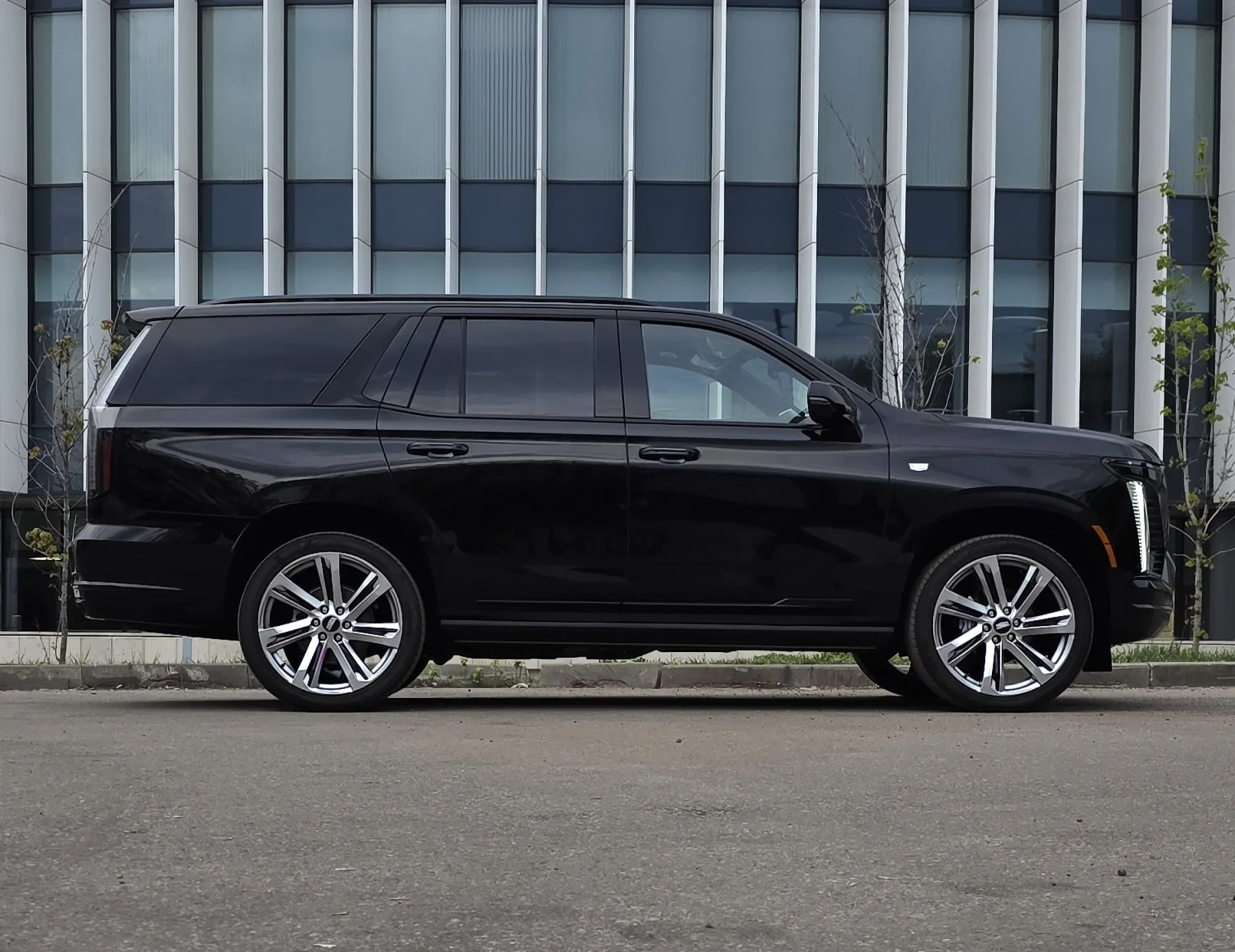 Аренда Cadillac Escalade в Москве — фото 3