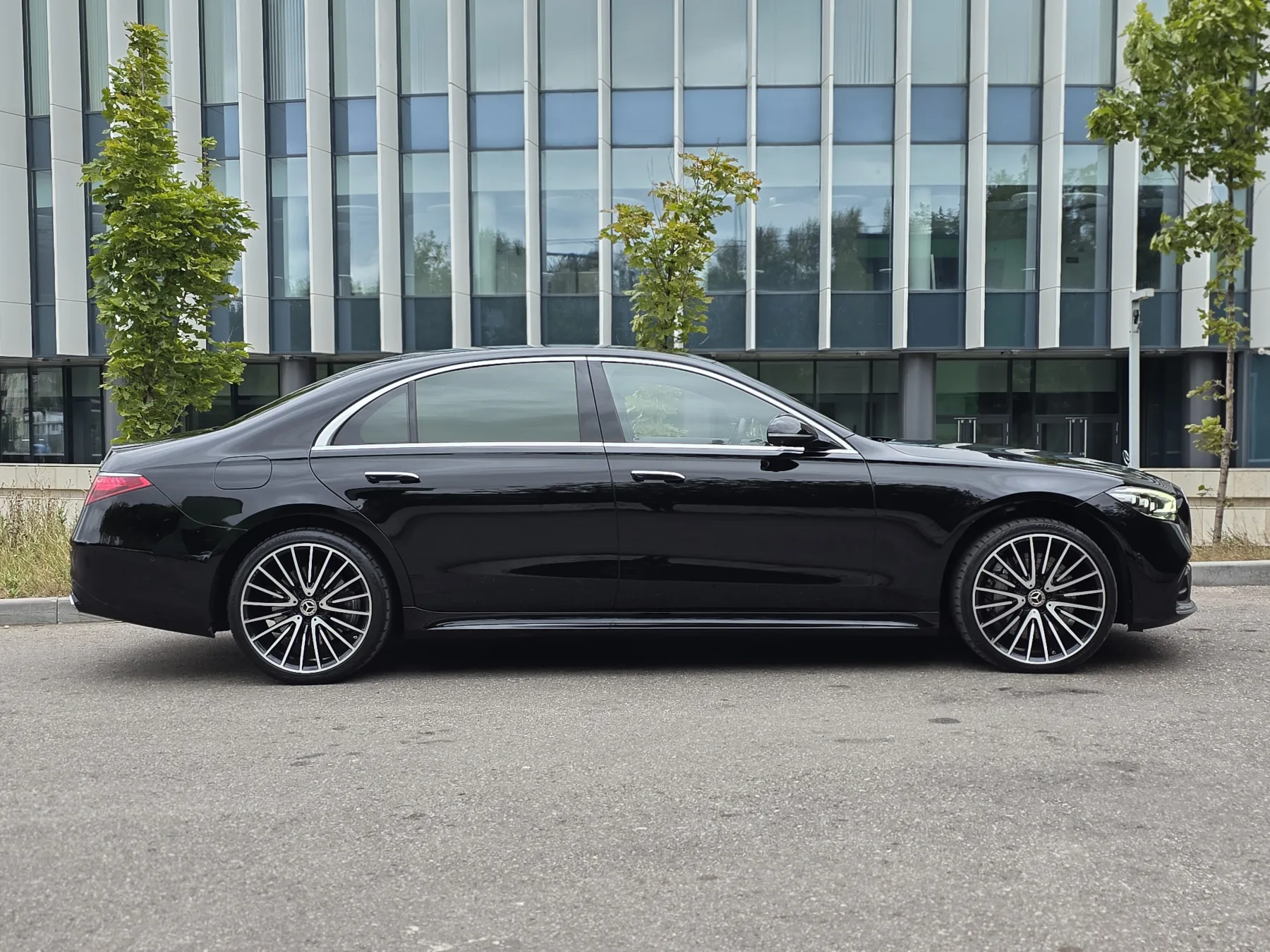Аренда Mercedes-Benz S-Class W223 в Москве — фото 4