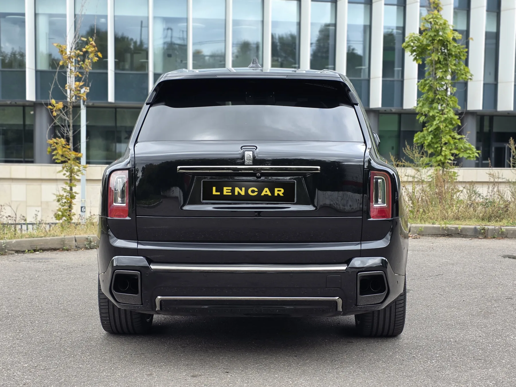 Аренда Rolls-Royce Cullinan в Москве — фото 4