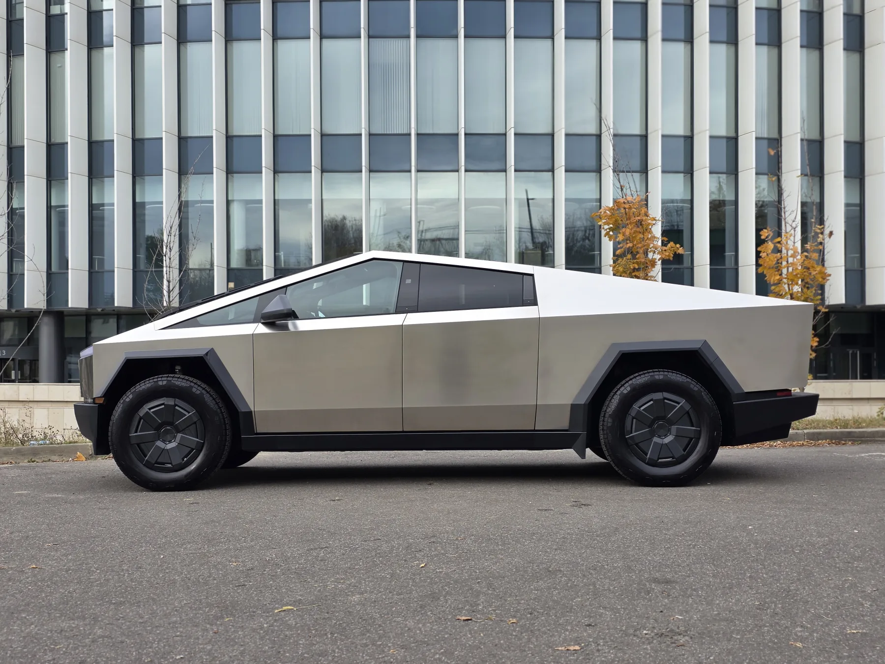 Аренда Tesla Cybertruck в Москве — фото 4