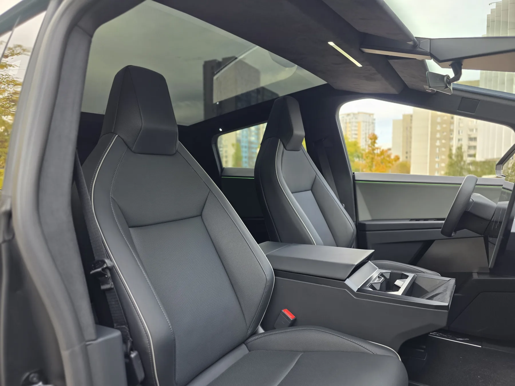 Аренда Tesla Cybertruck в Москве — фото 9
